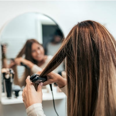 Así protejo mi cabello del ‘blower’ y la plancha