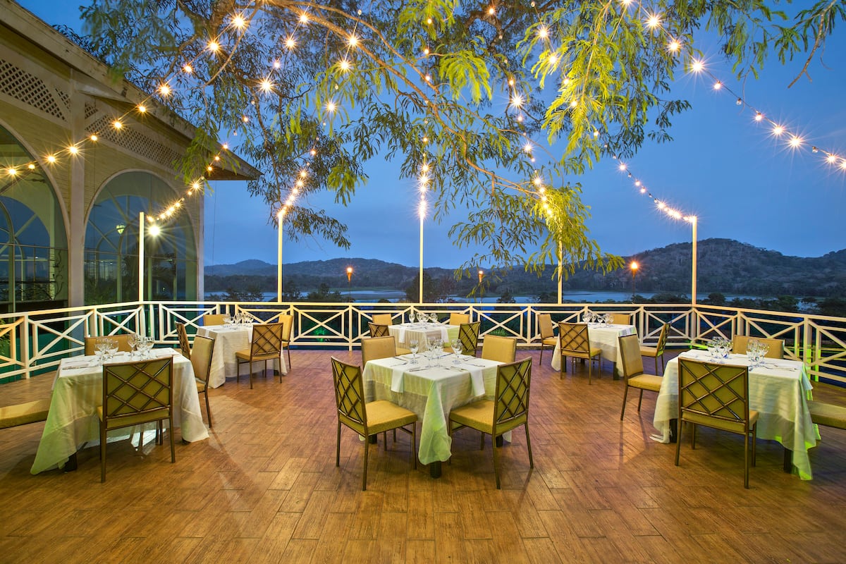 Nuestro ‘sí' en Gamboa: los mágicos espacios para bodas y celebraciones en Gamboa Rainforest Reserve