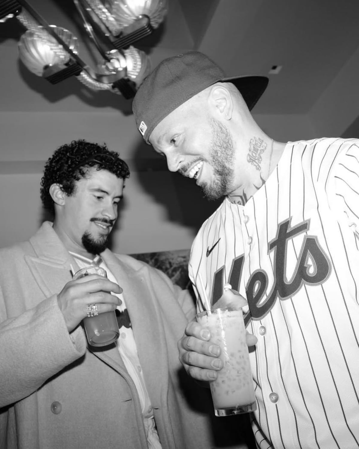 ‘Una fiesta de locos’: Así fue la celebración por el cumpleaños 47 de Residente