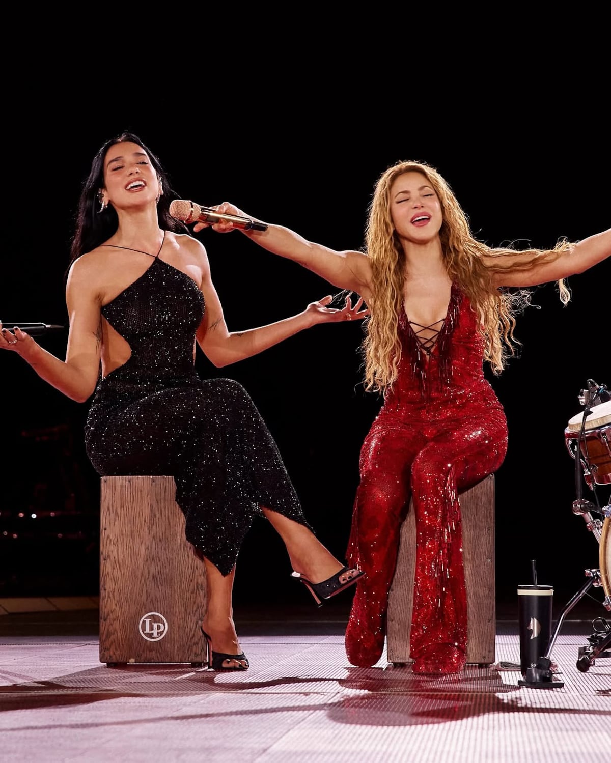 Dua Lipa sorprende en concierto de Shakira en Madrid y cantan juntas Antología