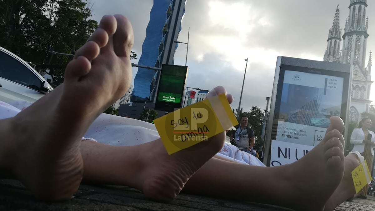 Contra la violencia de género, imágenes alrededor del mundo