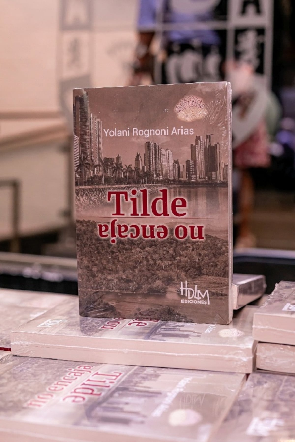 ‘Tilde no encaja’ en la FIL Panamá