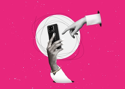 20 maneras en que el control de tu pareja (y la violencia) entran por el teléfono