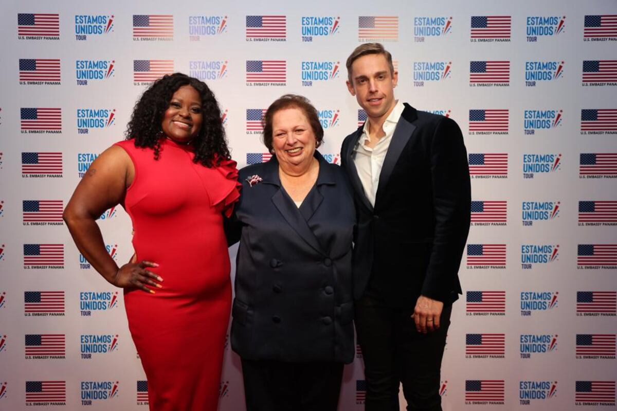 La cantante estadounidense Nova Payton deja un mensaje de amor para Panamá