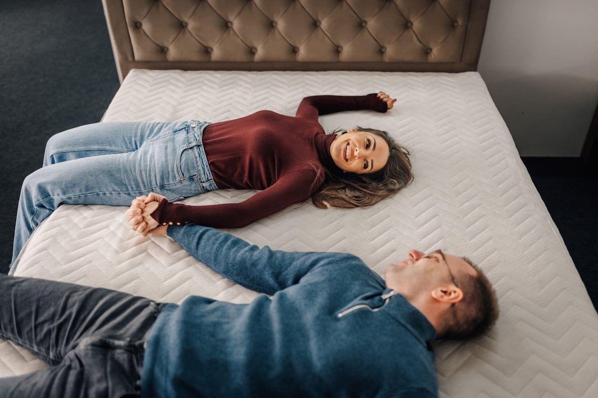 Los consejos de un experto para encontrar la almohada perfecta para ti