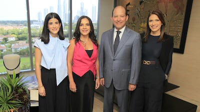 Mujeres que construyen su futuro con Única, un programa de Global Bank