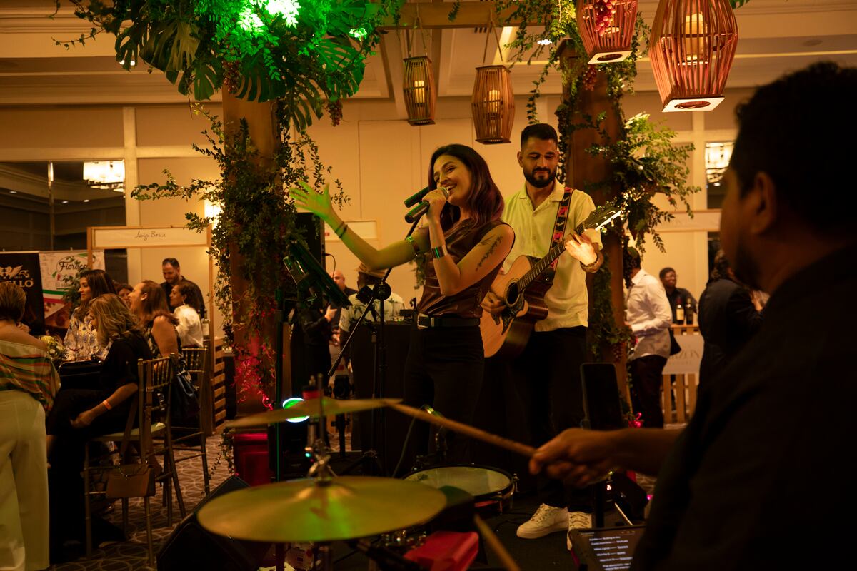 Así se vivió el Wine & Cocktail Fusion Fest 2025, organizado por ELLAS y Club La Prensa