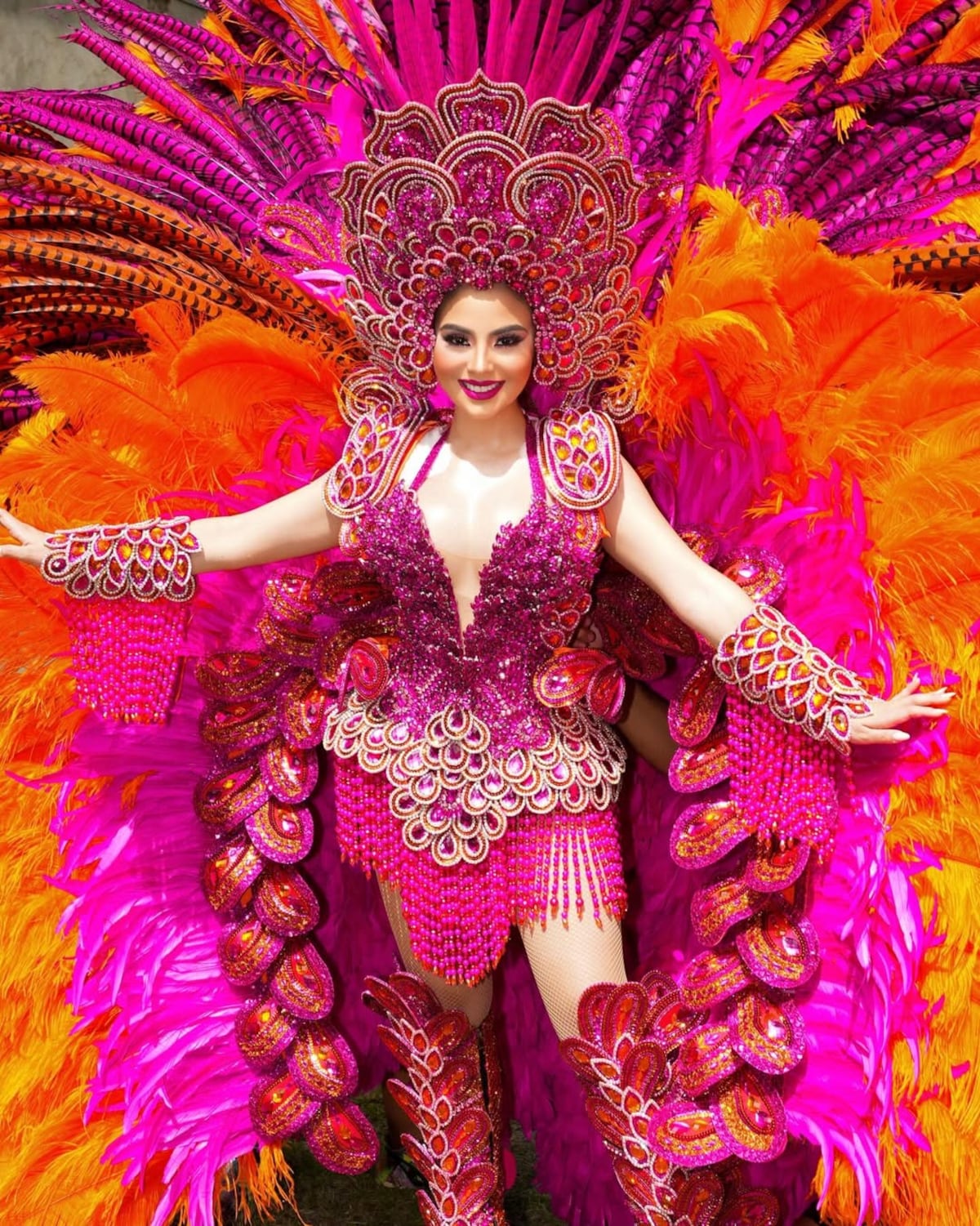 Así vistieron las reinas de Calle Arriba y Calle Abajo de Las Tablas para celebrar la llegada del año nuevo