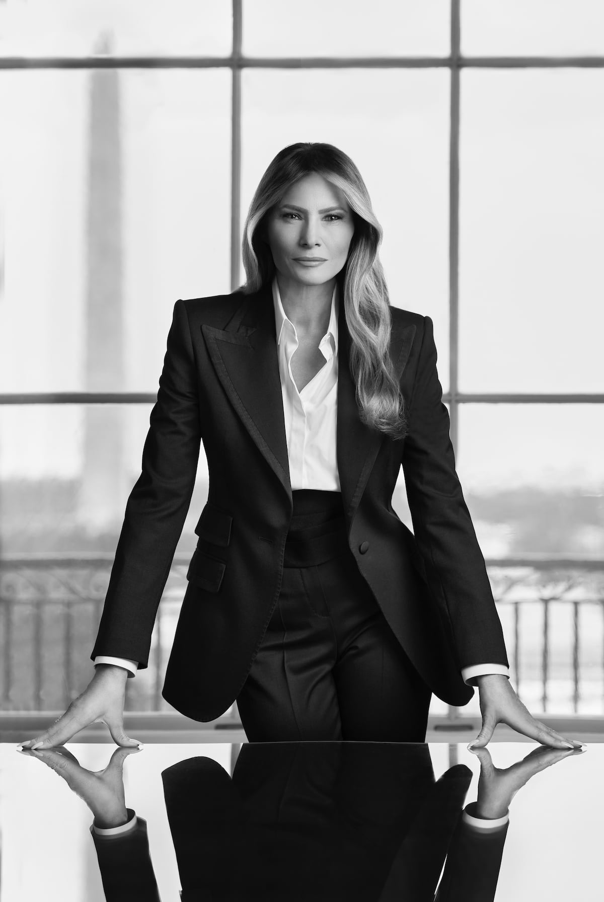 Una crítica de Vogue al retrato oficial de Melania Trump causa polémica entre los conservadores