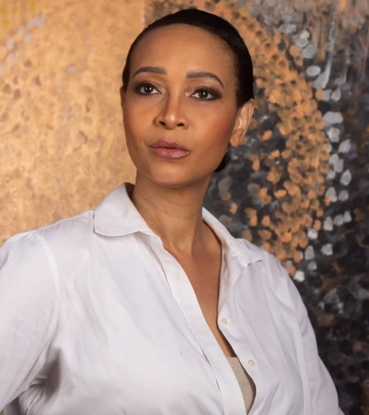 De las pasarelas de los 90 al presente: una modelo panameña recuerda su legado con ELLAS