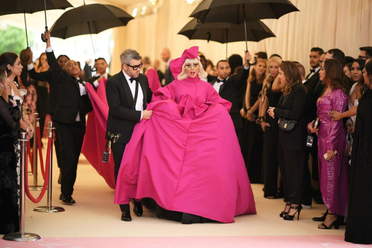 La metamorfosis de Lady Gaga en la gala del Met