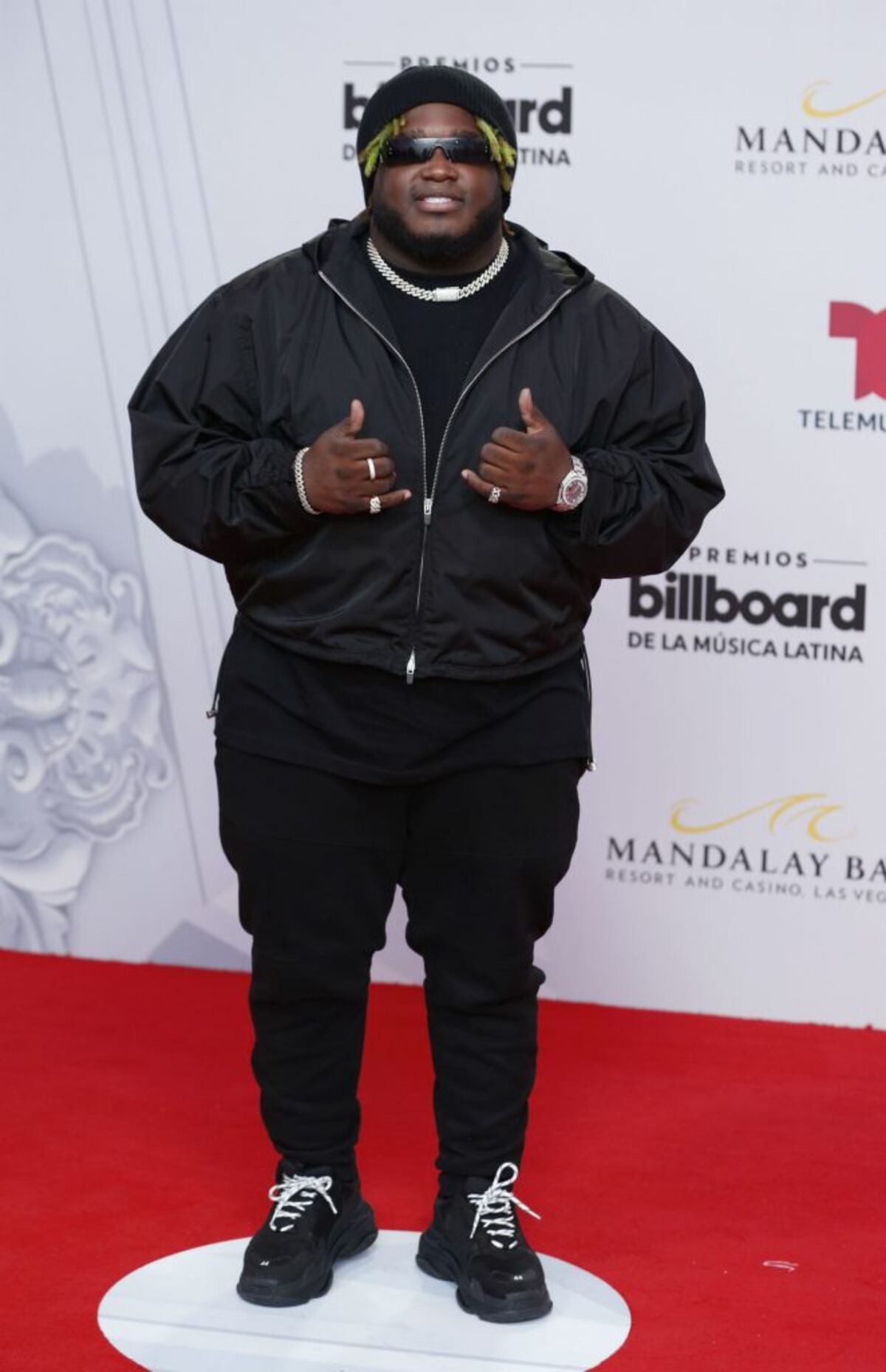 Elisama y Sech desfilaron en los Latin Billboard 2019