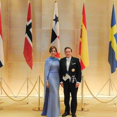 Nito Cortizo y su esposa Yazmín, en la entronización del nuevo emperador de Japón