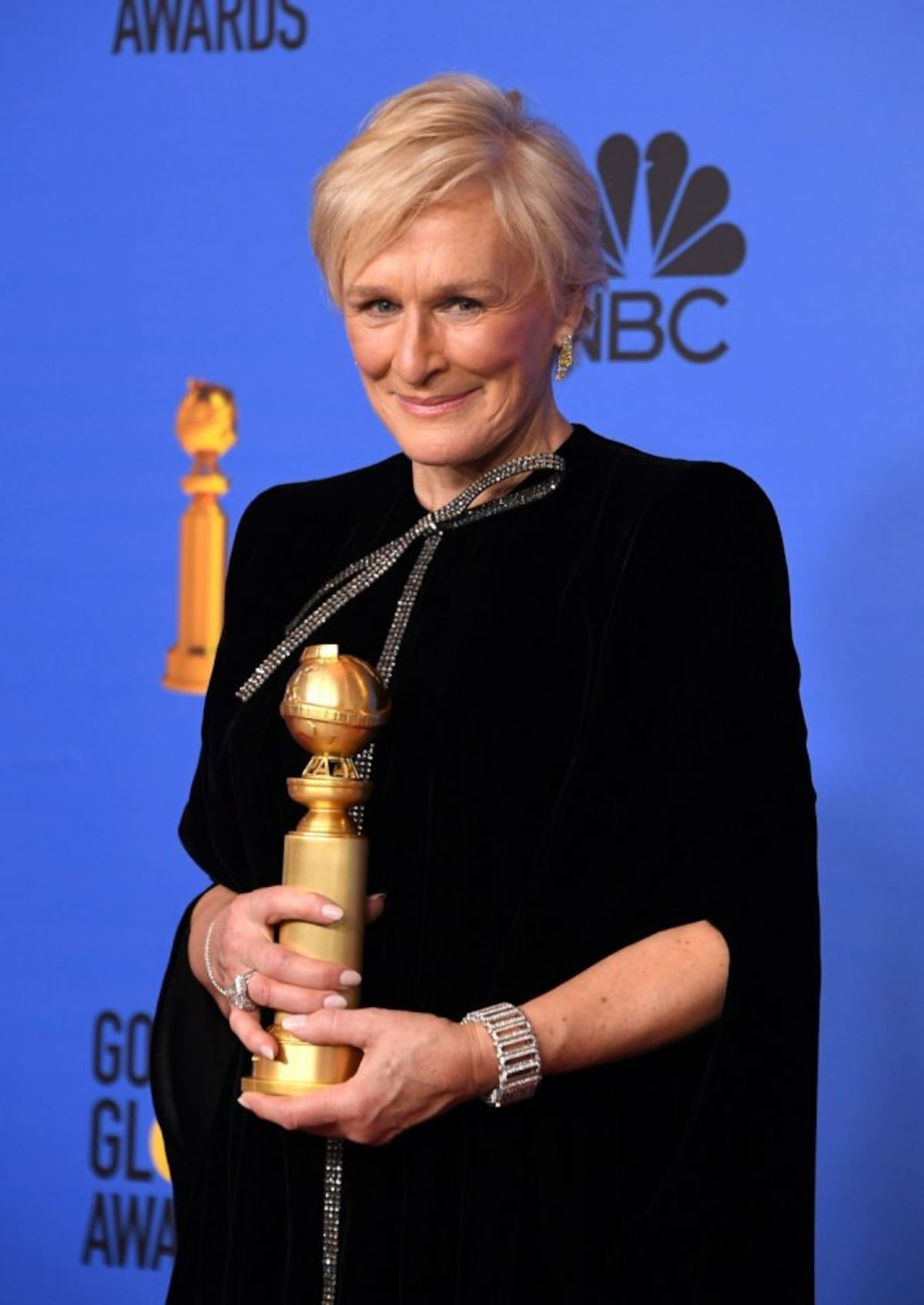 Jamie Lee Curtis, Glenn Close y otras estrellas veteranas que brillaron en los Globos de Oro