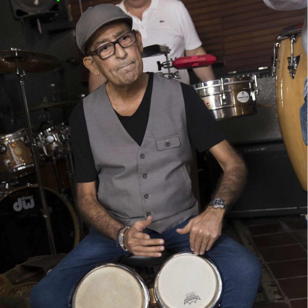 La tarima se les queda chica: la banda Egresos