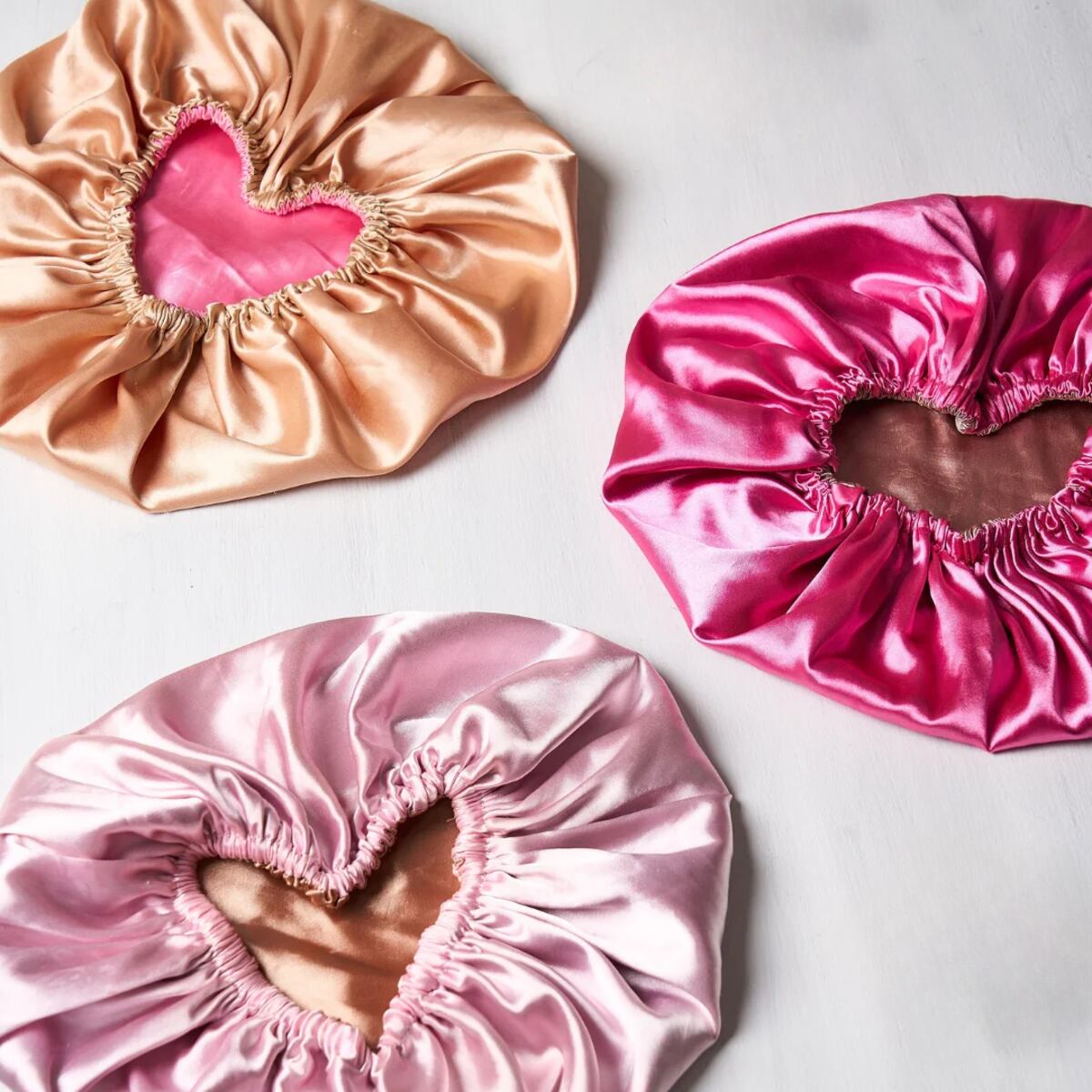 ¿Por qué muchas mujeres ahora usamos gorrito de satín?