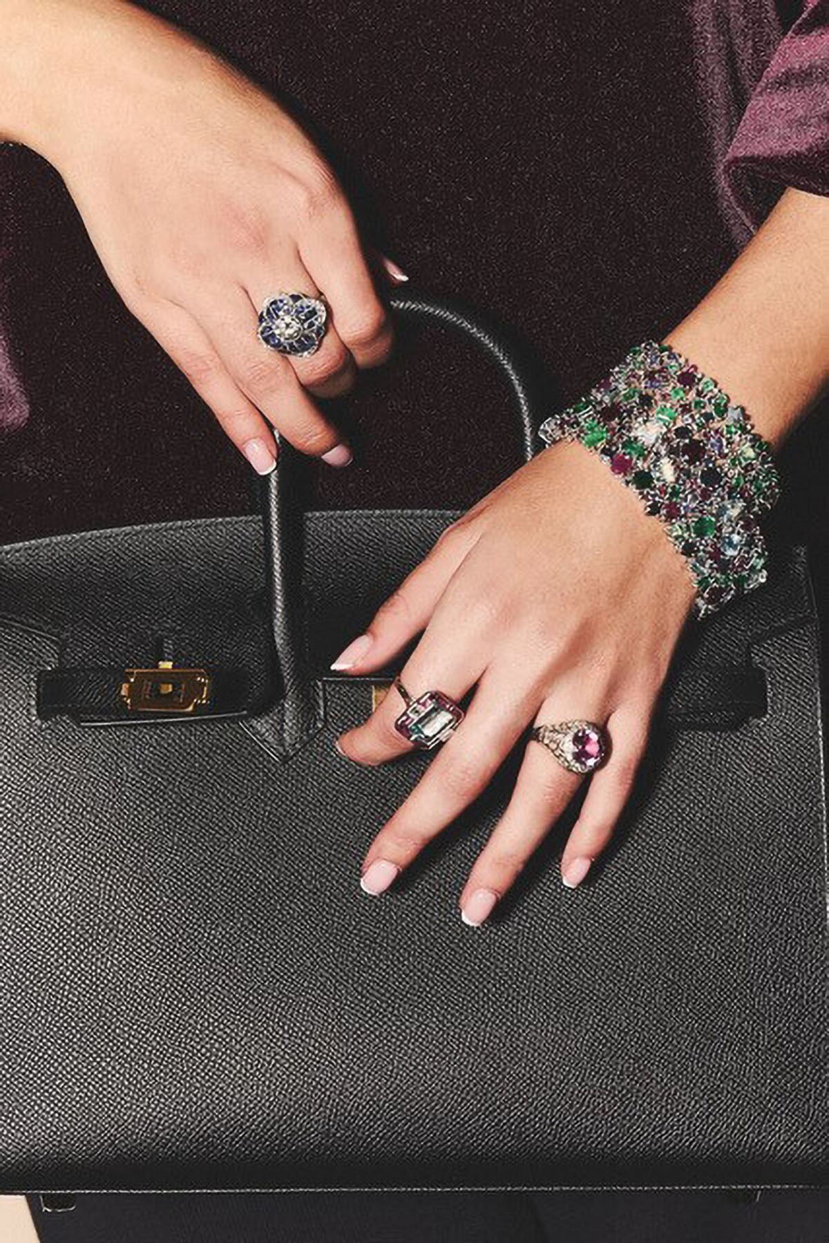 Grandes e irregulares: así se llevan las joyas