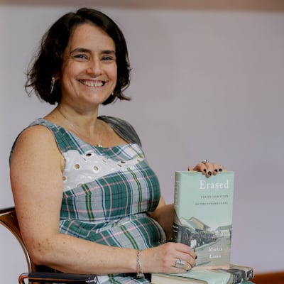 Panameña gana premio internacional por su libro sobre la historia borrada del Canal 