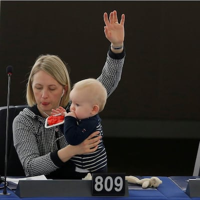¿Política o hijos? Cuando la mandataria se embaraza