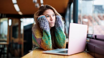 9 tipos de personas que procrastinan y cómo solucionarlo ahora (no después)