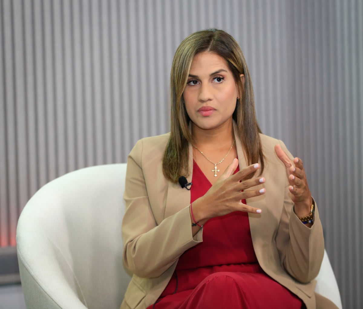 Diputada Alexandra Brenes: ‘La AN puede mejorar con personas que en verdad tengan la vocación del servicio y no de servirse’