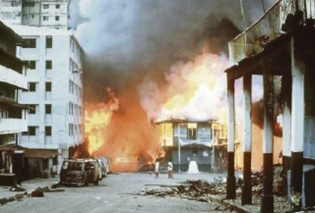 La generación que no vivió la invasión; Entre videos, anécdotas y ‘podcast’