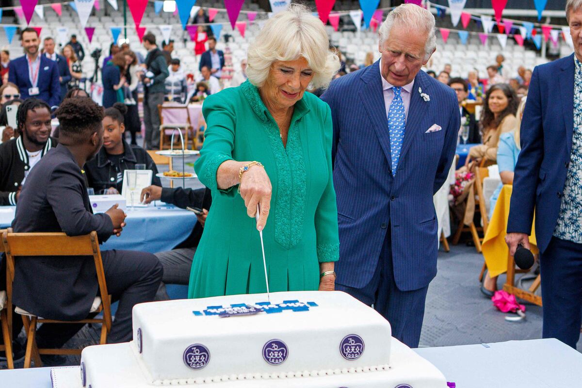 La reina Isabel II sorprende en el cierre de las celebraciones de su Jubileo de Platino
