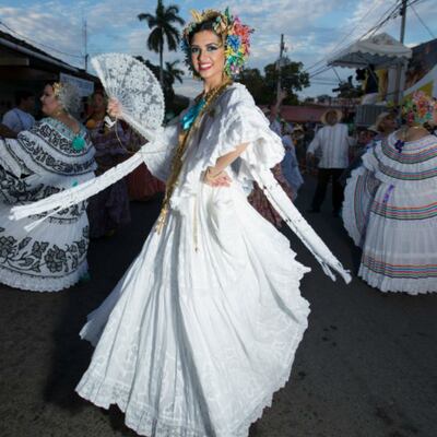 Una mirada a la octava edición del Desfile de las Mil Polleras