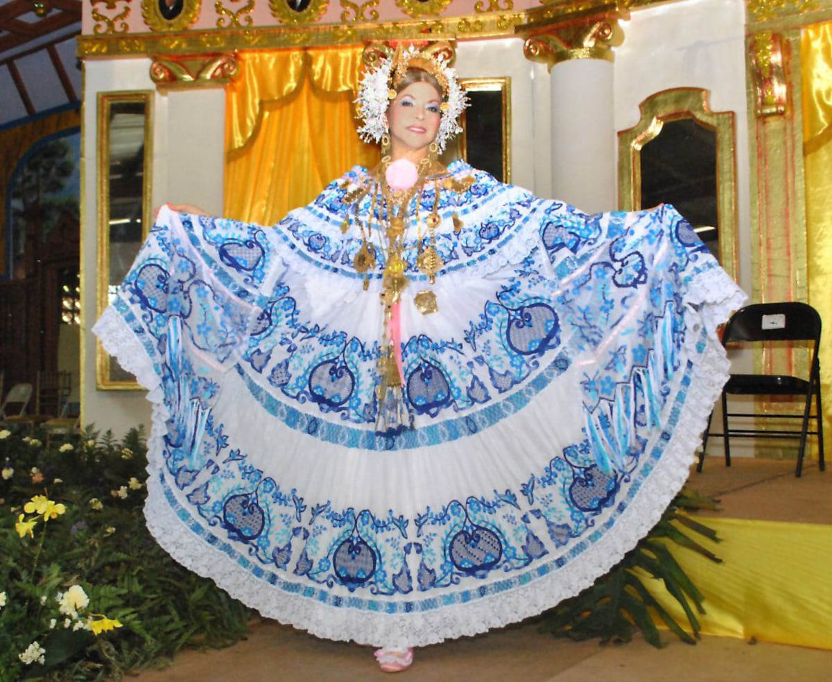 Las polleras de la doctora Carmen Amada Pinzón