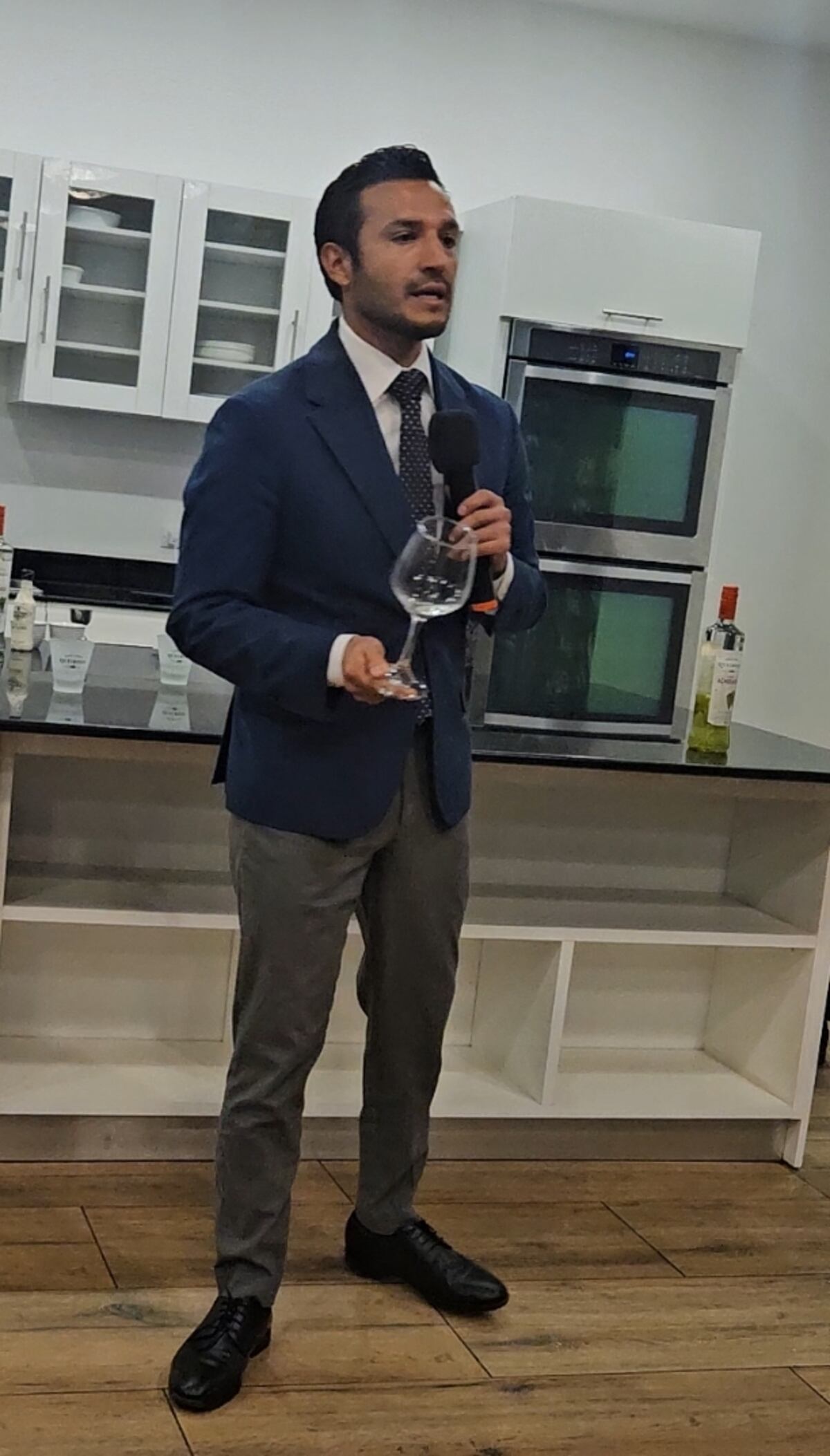 Pisco con ají chombo: taller de pisco sour, un viaje sensorial a través de la bebida emblemática de Perú