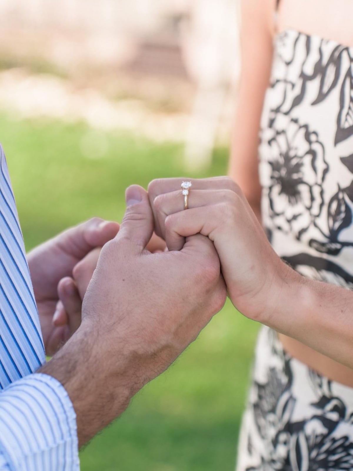 La futbolista panameña Riley Tanner se compromete con su novio en Australia