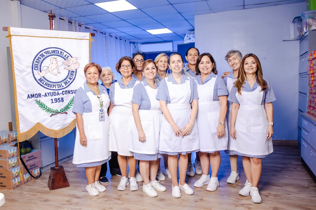 Las voluntarias del Hospital del Niño celebran 67 años de su fundación