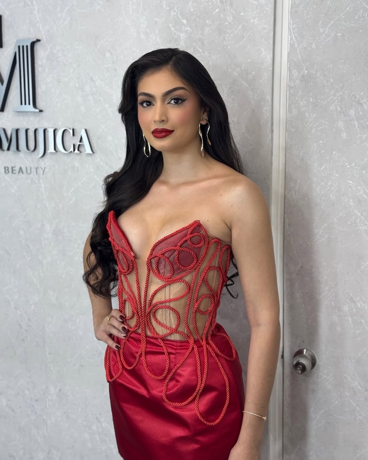 Panamá ya tiene representante en Miss Universo 2025: Mirna Caballini, de 22 años y 1.80 de estatura, es la nueva Miss Universe Panamá