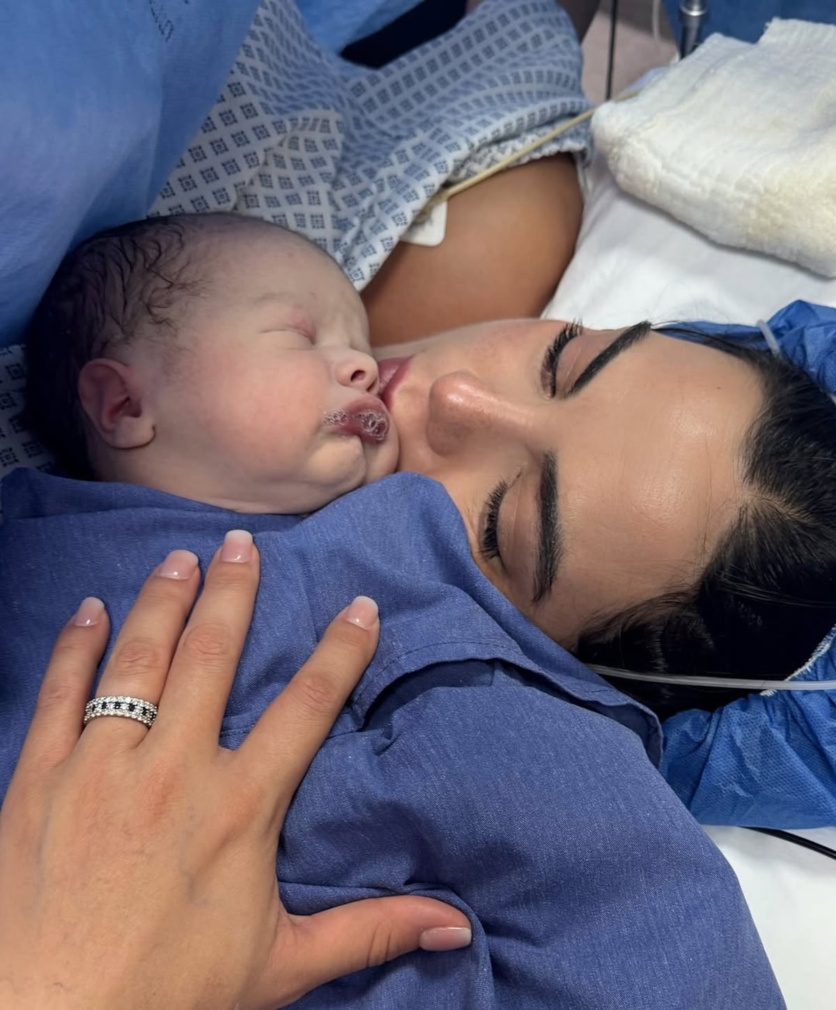 ‘Bebé, llegaste a completar nuestra familia’: Ximena Navarrete le da la bienvenida a su tercer hijo