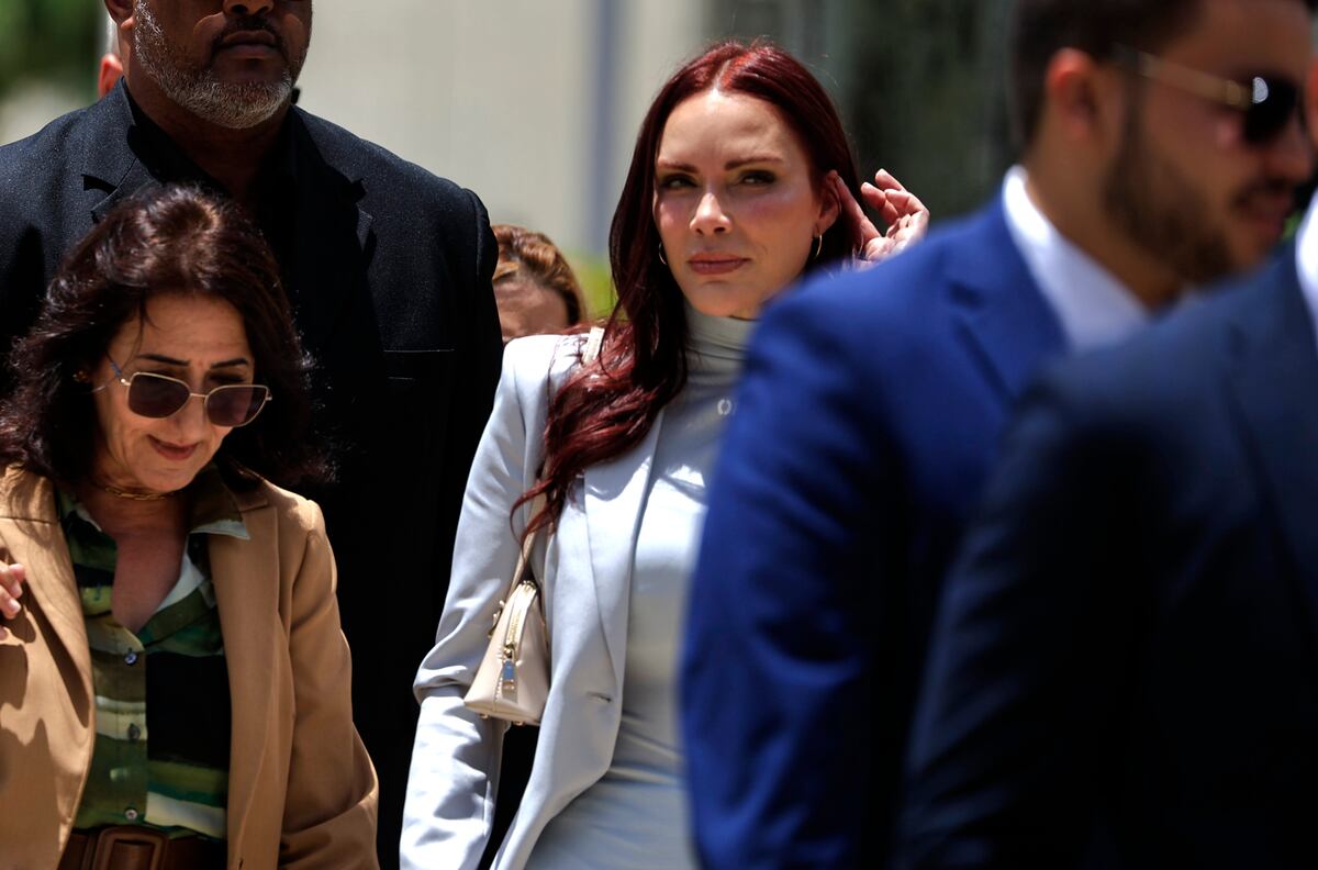 Ordenan a exesposa de Daddy Yankee entregar dispositivos electrónicos con documentación