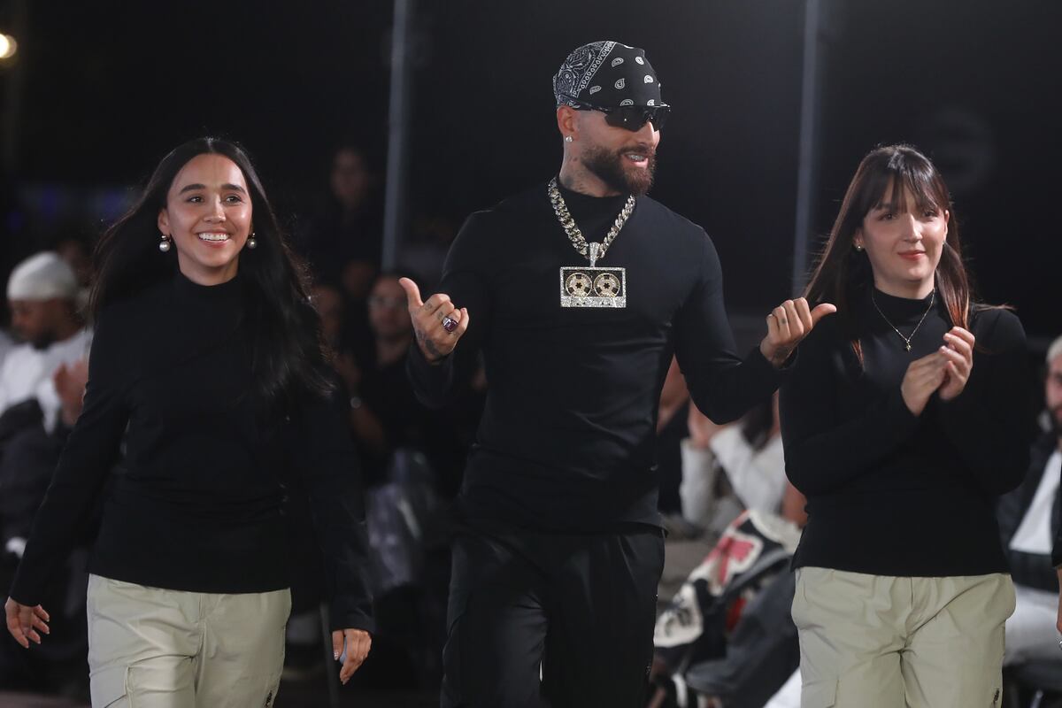 Maluma lanza su marca de ropa desvelando en Medellín una colección con estilo futurista