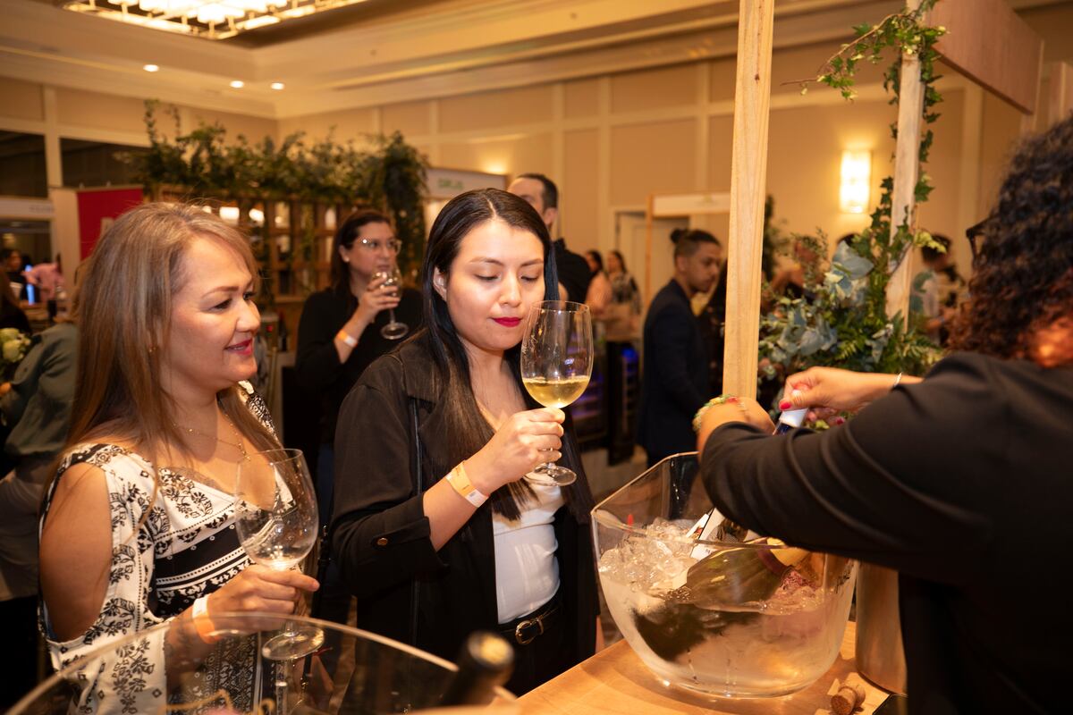 Así se vivió el Wine & Cocktail Fusion Fest 2025, organizado por ELLAS y Club La Prensa