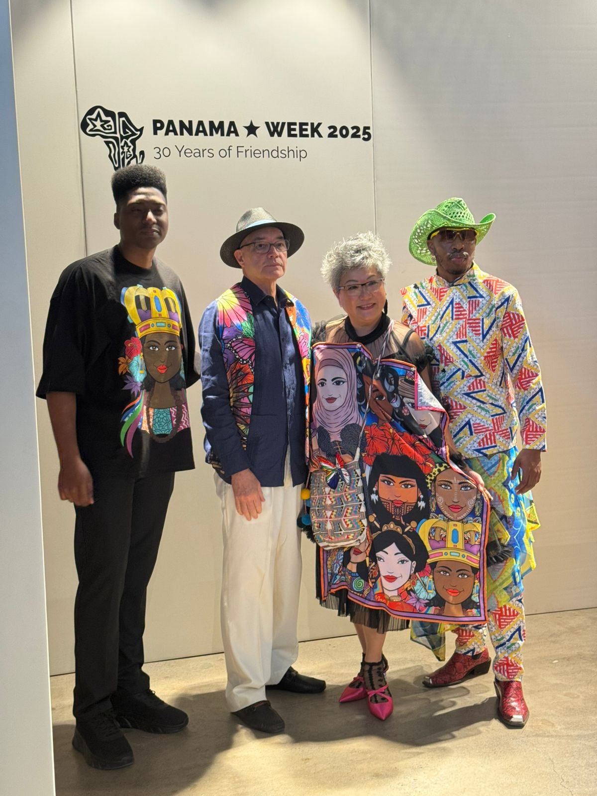 La pasarela del diseñador colonense Jean Decort en Sudáfrica 