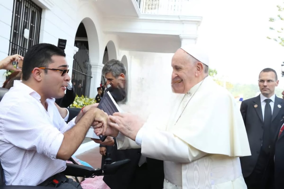 Juanpi Dolande, Elena Llorach, Maricel de Mulino y otras personalidades panameñas que conocieron al papa Francisco