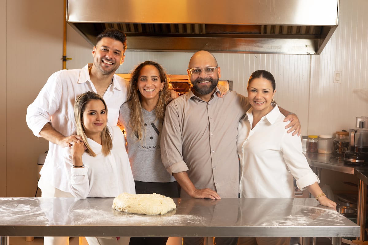 ‘El pan somos nosotros’: comedia y reflexión en la obra ‘Una terapia integral’, que se presenta en teatro La Estación