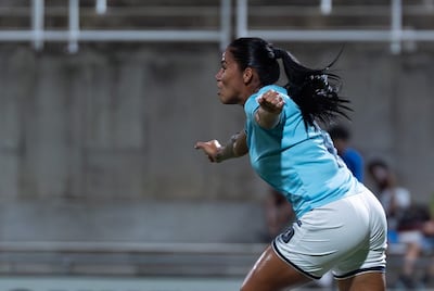 La futbolista Rebeca Espinosa guía triunfo de Panamá rumbo al Premundial