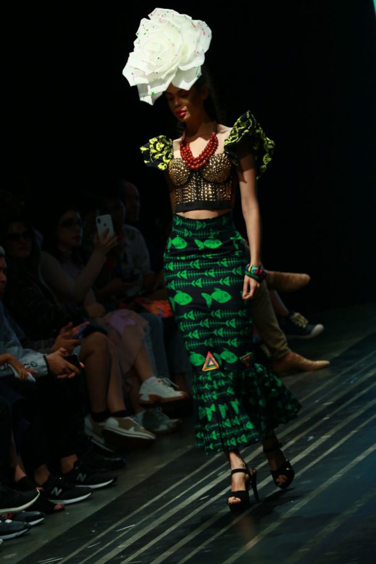 Annie Chajín y su propuesta de moda inspirada en una cantalante tableña