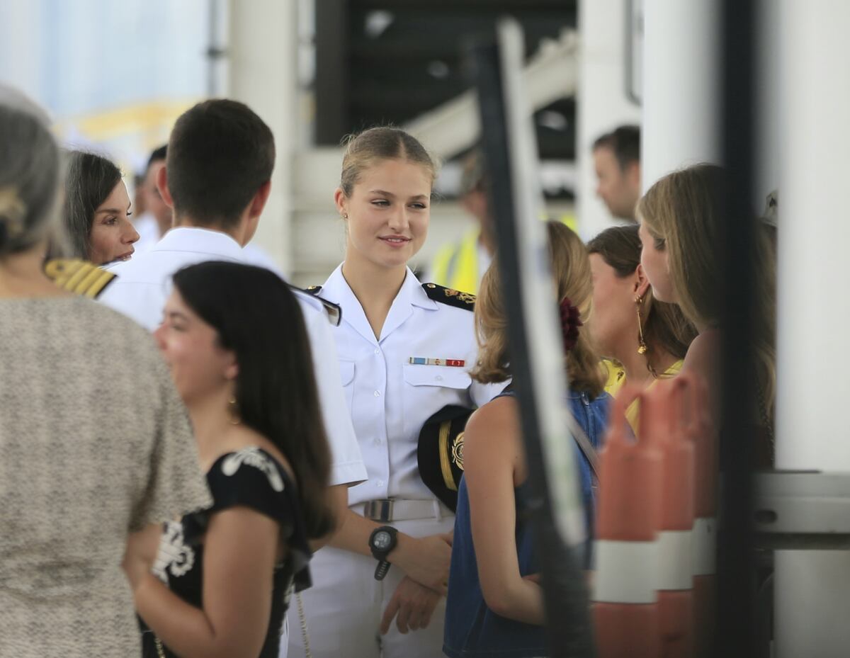 Sonrisas, abrazos y mar: la llegada de Leonor a Panamá