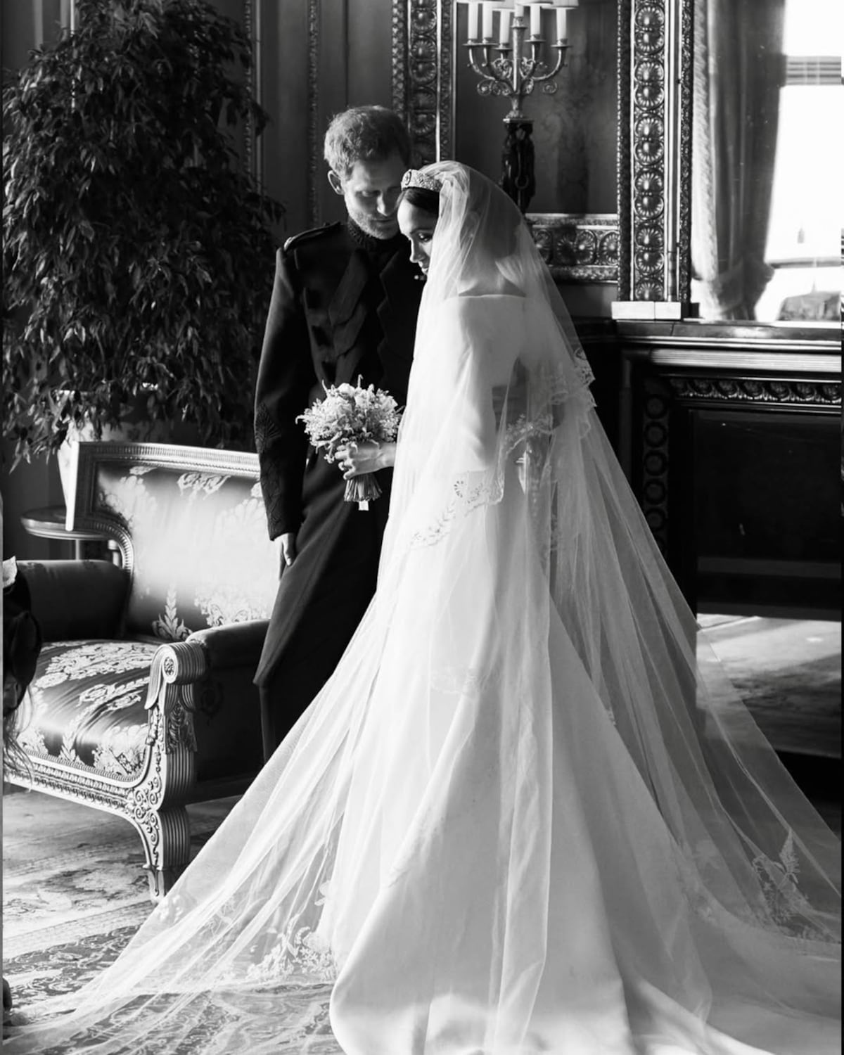 Meghan y el príncipe Harry celebran su octavo aniversario de bodas y estos fueron algunos de los regalos 