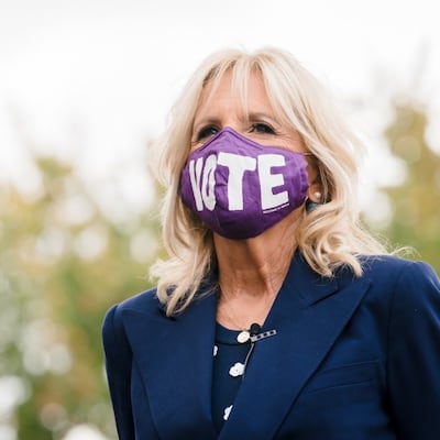 Dra. Jill Biden, aspirante a Flotus