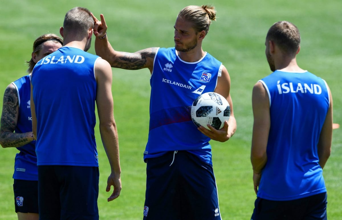Gislason, el guapo islandés del Mundial