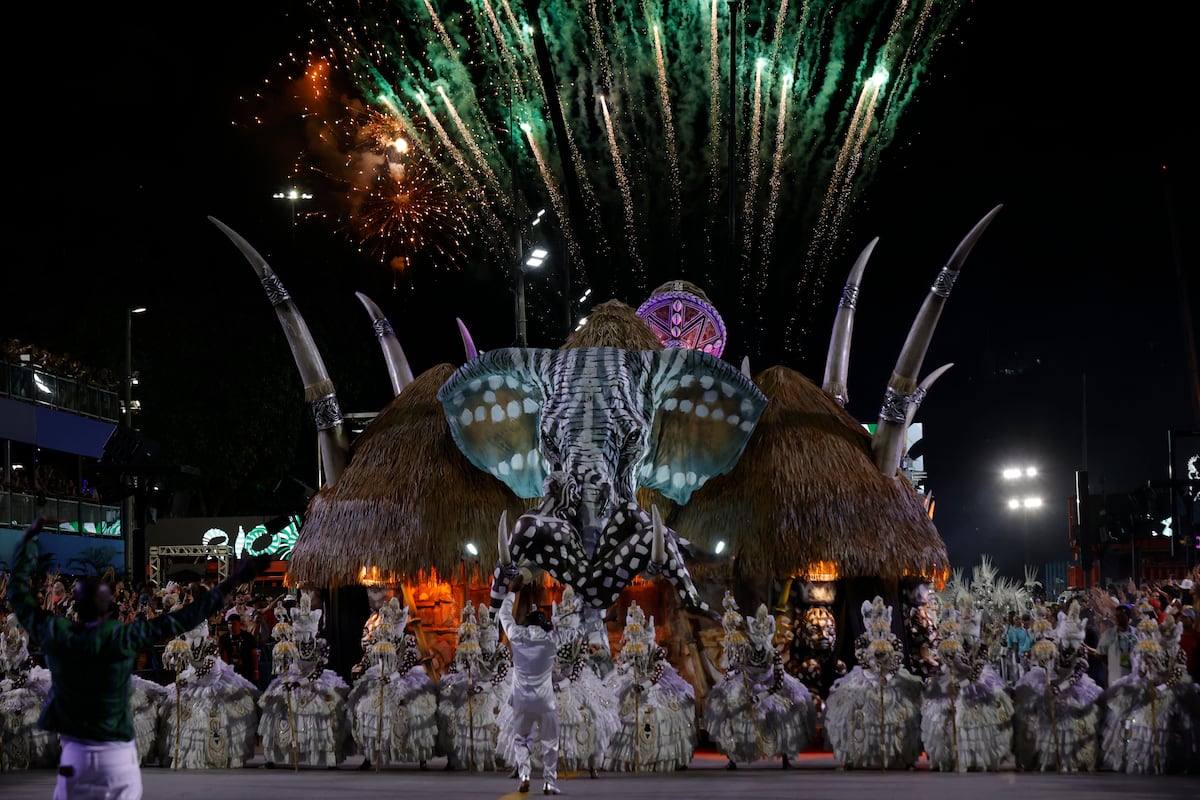 La escuela de samba Beija-Flor vence el Carnaval de Río