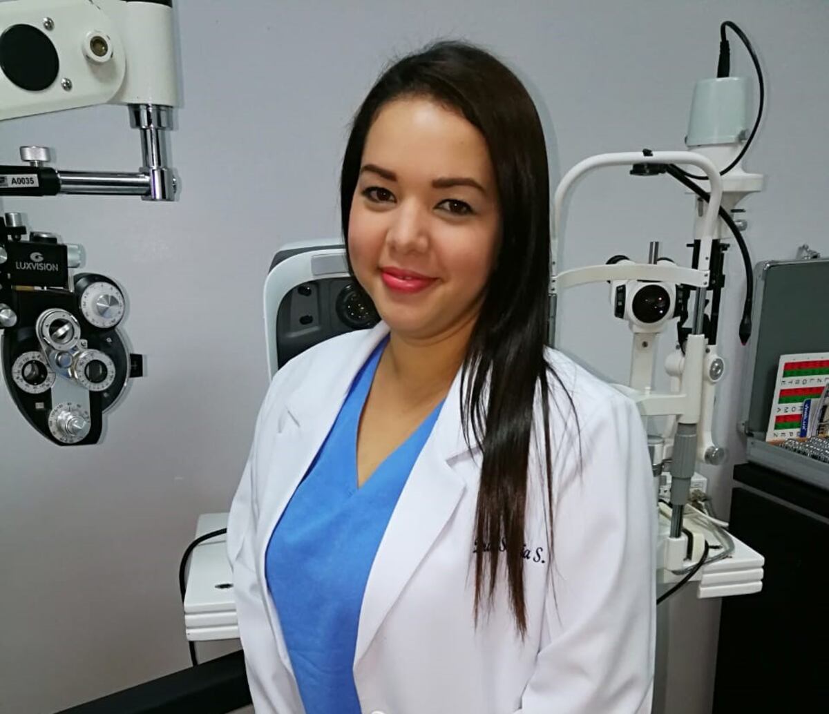 Cuida tu vista durante el teletrabajo: consejos para evitar la fatiga visual frente al ordenador