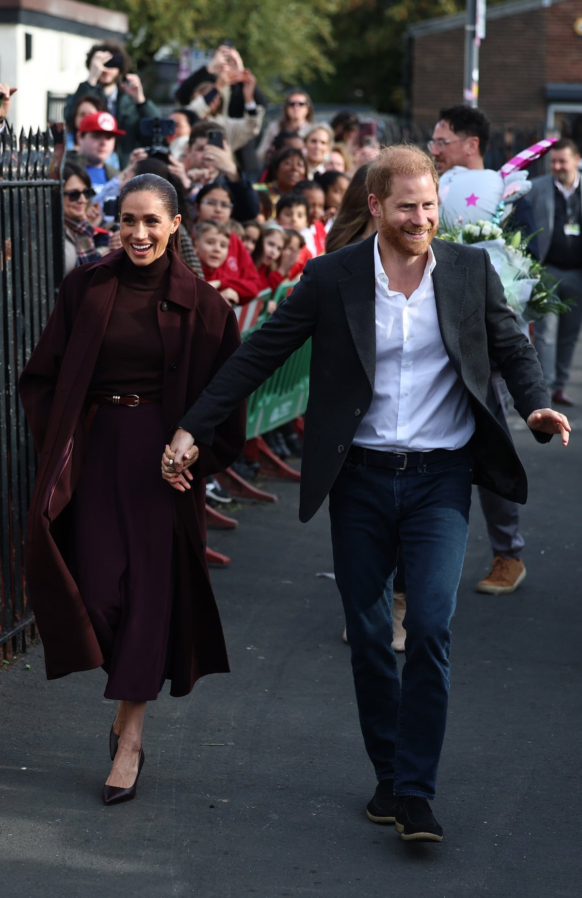 Meghan Markle y el príncipe Harry reaparecen juntos en público en Reino Unido